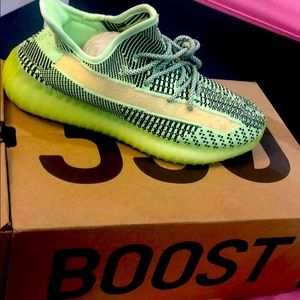 Yezzy Boost 350 V2